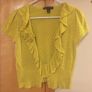 💥LAST CALL💥 Beautiful, Bright Yellow Cardigan